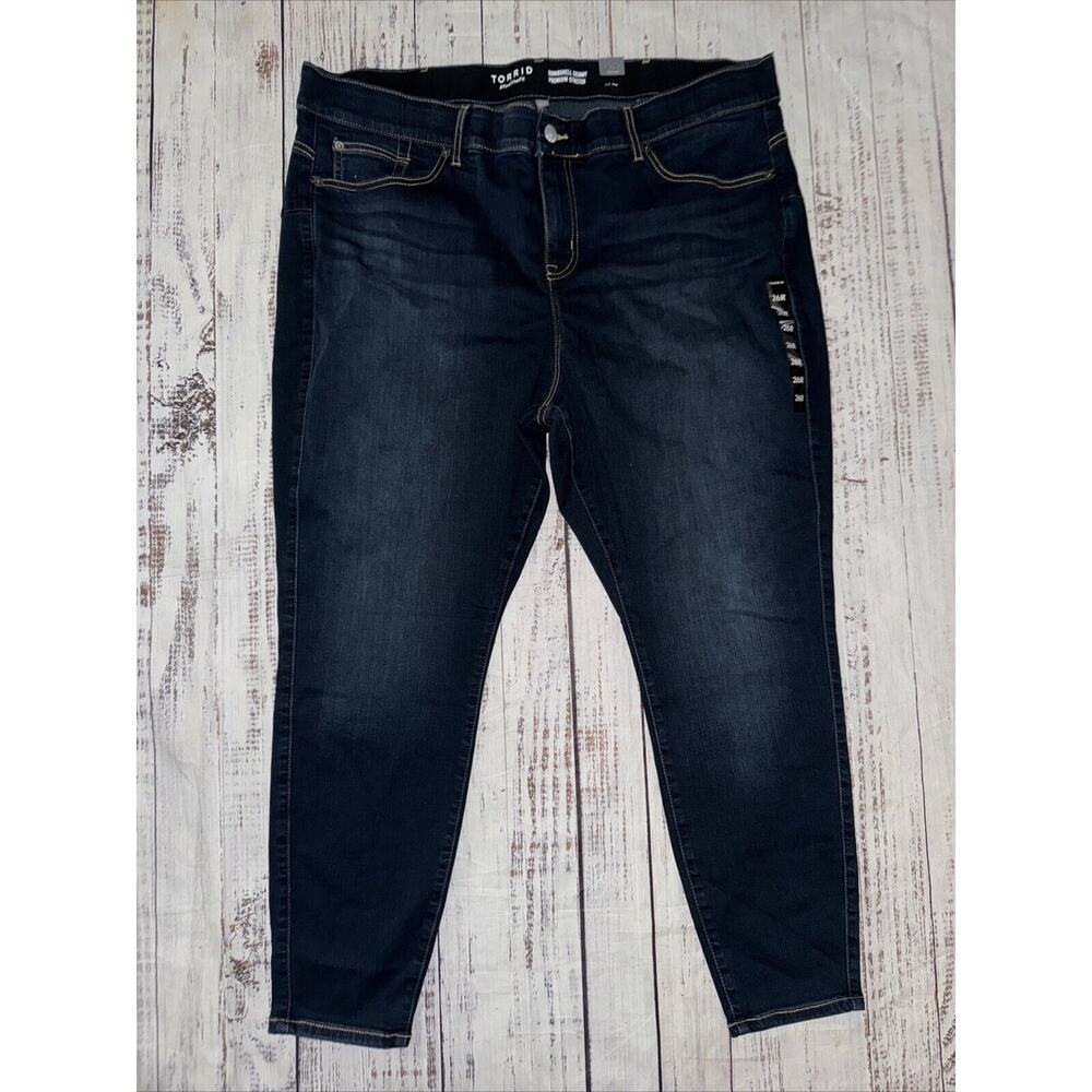NEW Torrid Bombshell Skinny Stretch Jeans Dark Wash Blue High Rise Size 26R